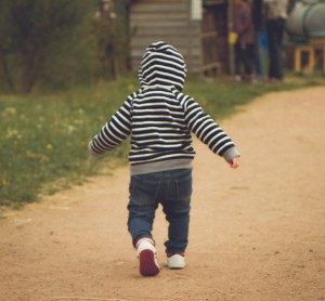 cojera en niños, tenosinovitis transitoria de cadera en niños, inflamación de la cadera en niños