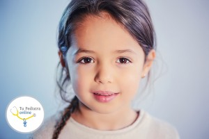 sinequia vulvar cirugía, sinequia vulvar tratamiento natural, sinequia vulvar vaselina, sinequia bebe, adhesión vulva niña