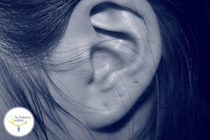 líquido oído niños, mocos niños, mucosidad niños, natación niños, natación dolor oídos, otitis aguda, otitis del nadador